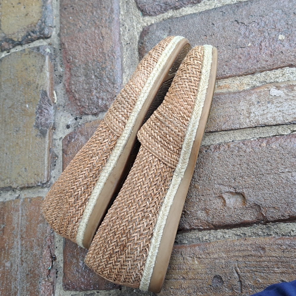 Paul Green Women's Tan Woven Flats Size 9 B1 - Picture 9 of 10